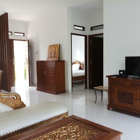 Villa Das Meer 2Br Villa Near Lovina Beach Екстер'єр фото